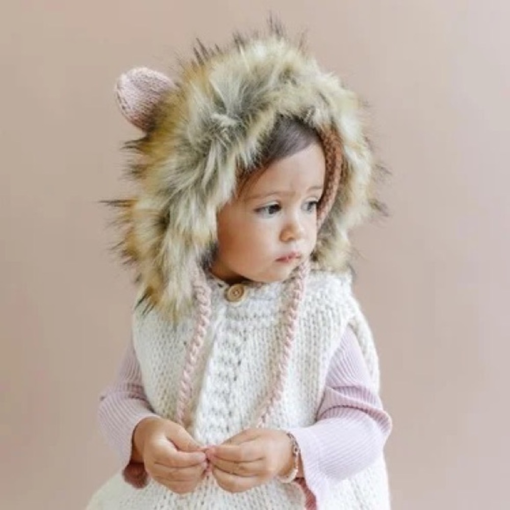 THE BLUEBERRY HILL
Lennon Lion Bonnet With Faux Fur, Cream